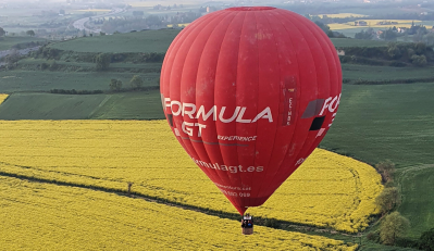 Vol en montgolfière au printemps